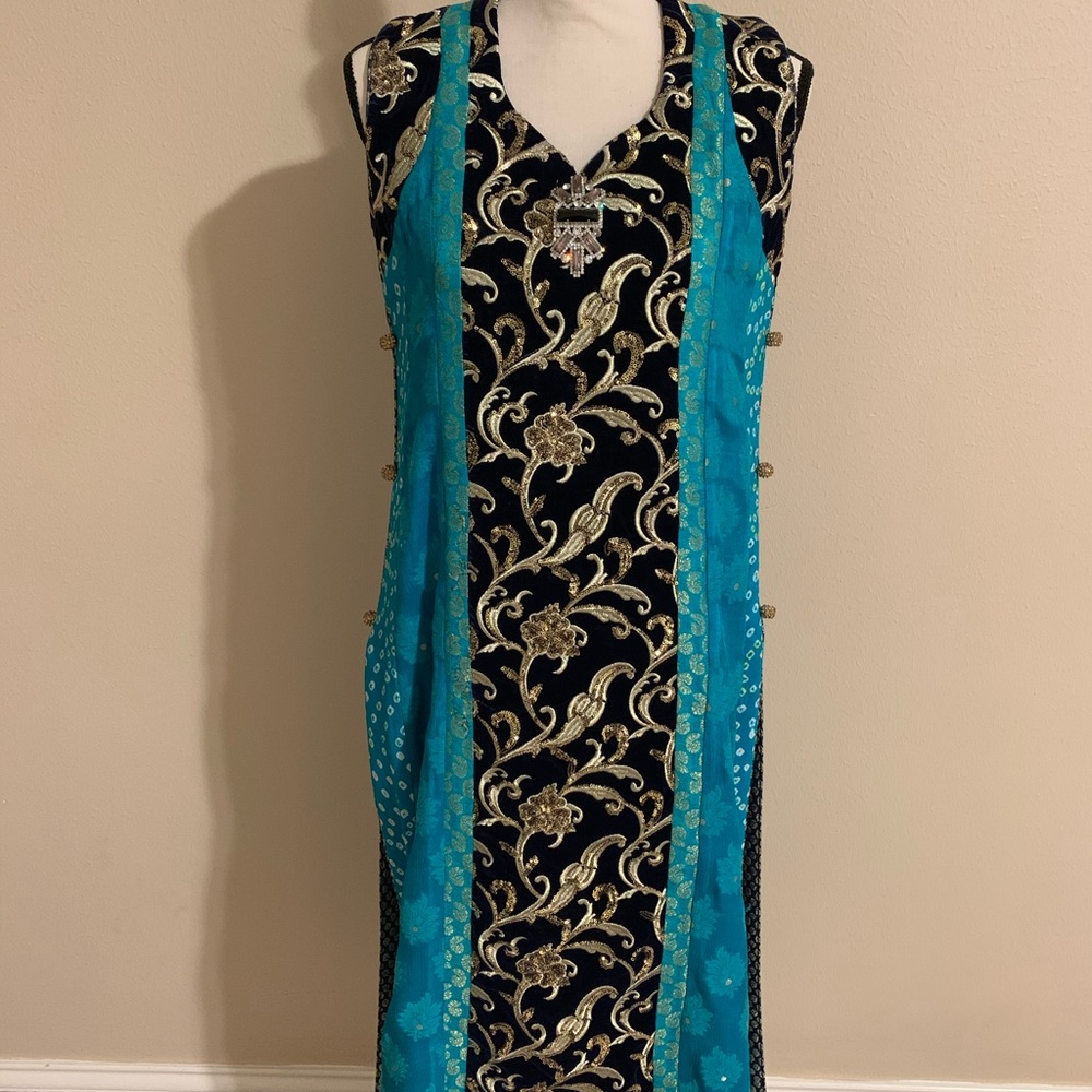 Pakistani outfit- Navy blue top with pants